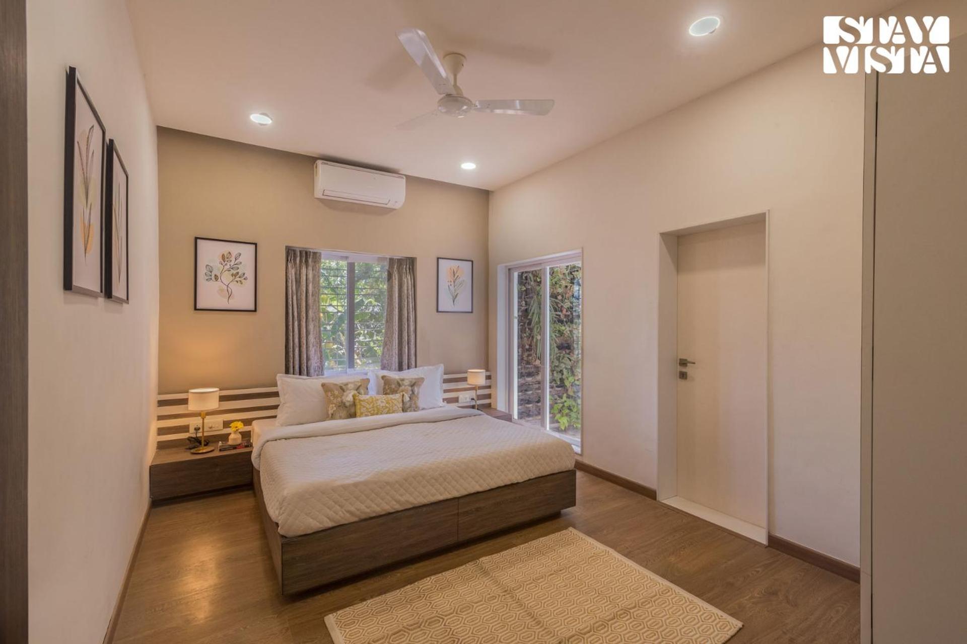 Stayvista'S Silver Grove - Serene Haven With Expansive Lawn & Terrace Насик Экстерьер фото
