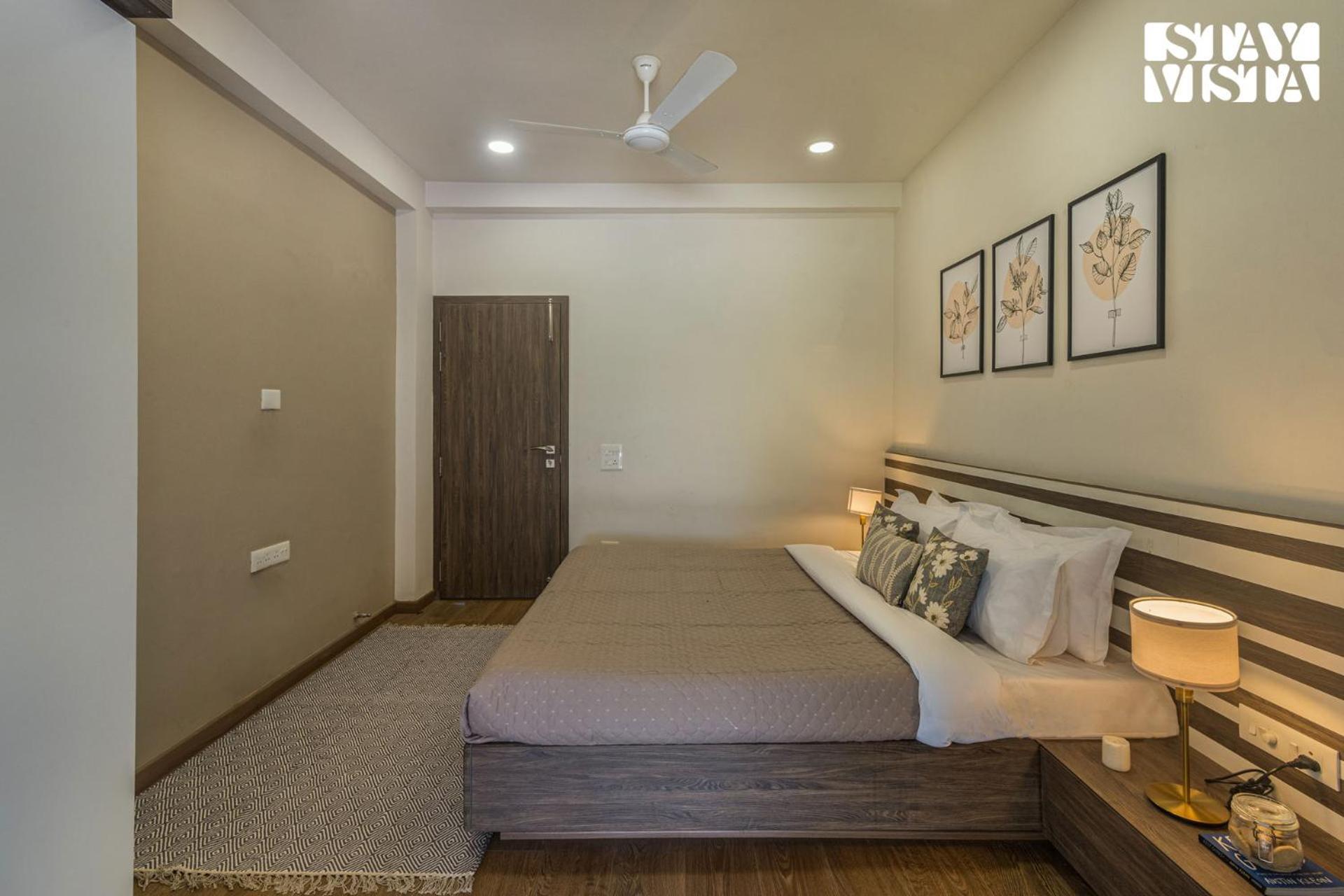 Stayvista'S Silver Grove - Serene Haven With Expansive Lawn & Terrace Насик Экстерьер фото
